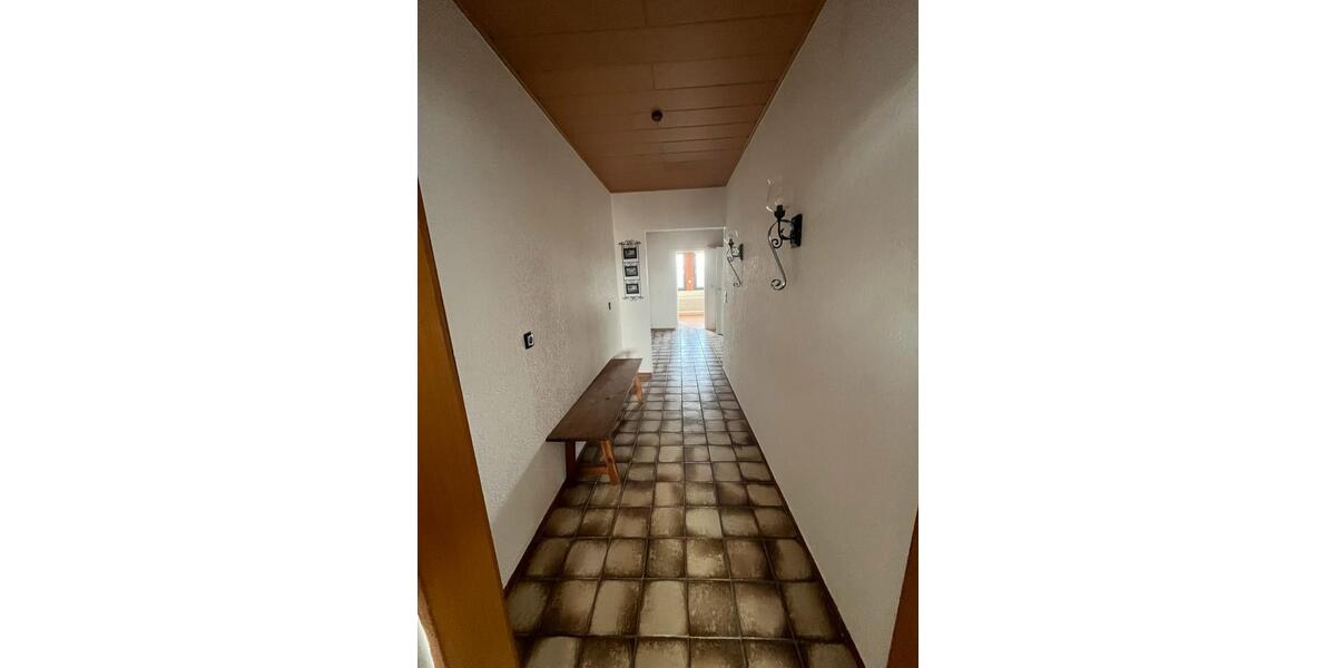 Etagenwohnung Urmitz - 3 Zimmer, 110 m&sup2;, 1.188&euro; | Angebot:26004323