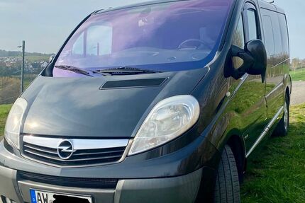 Opel Vivaro 260.000 km 11.500 &euro; Bad Neuenahr 53474