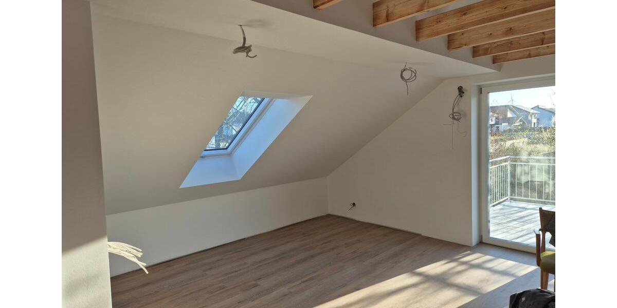 Dachgeschoßwohnung Polch - 5 Zimmer, 122 m&sup2;, 1.100&euro; | Angebot:25941920