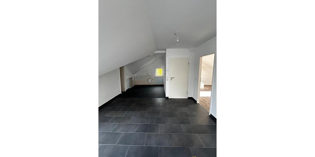 Dachgeschoßwohnung Neuhäusel - 4 Zimmer, 72 m&sup2;, 695&euro; | Angebot:26653146