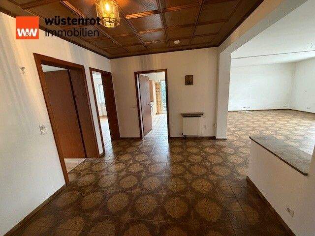 Mehrfamilienhaus, Wohnhaus Neuwied / Niederbieber Niederbieber - 7 Zimmer, 210 m&sup2;, 398.000&euro; | Angebot:25668591