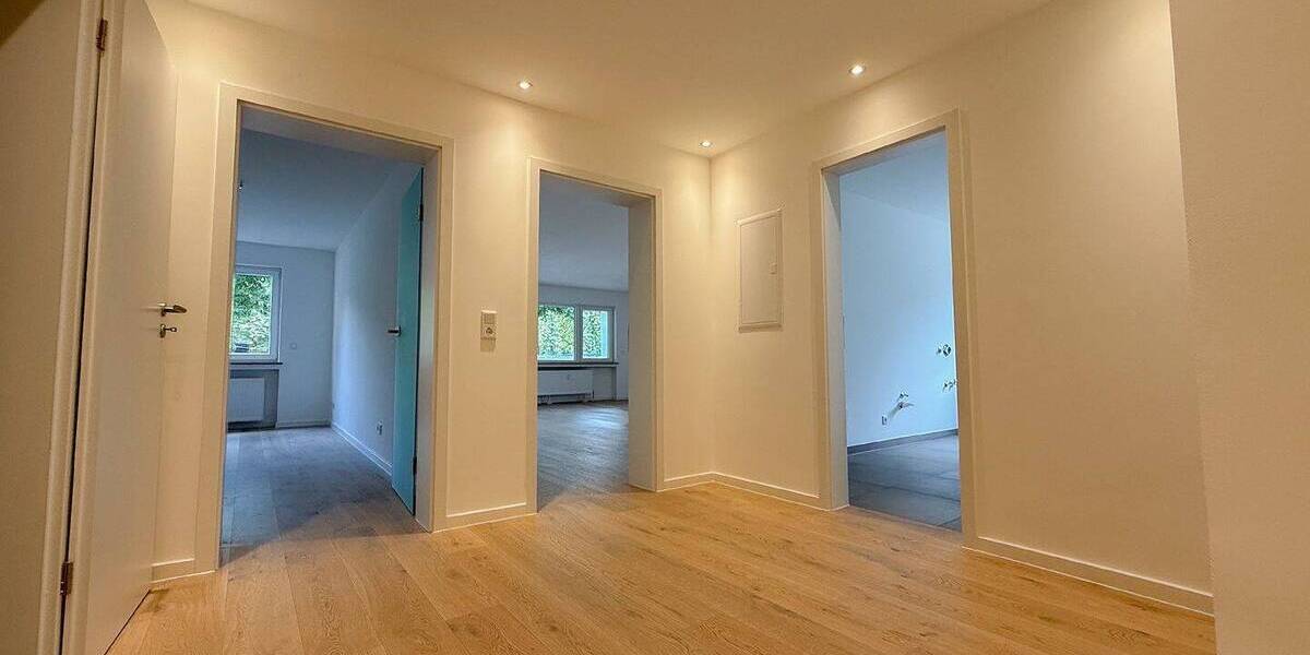 Etagenwohnung Bad Neuenahr - 3 Zimmer, 122 m&sup2;, 1.220&euro; | Angebot:25695598