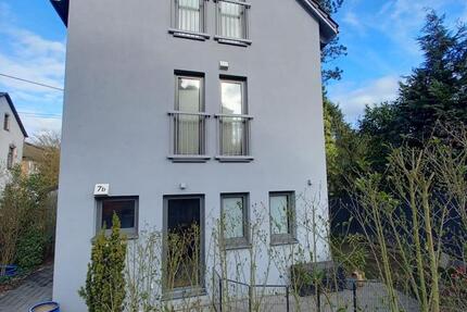 Haus Unkel - 7 Zimmer, 155 m&sup2;, 1.900&euro; | Angebot:25783473