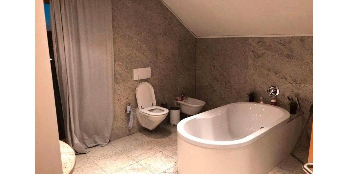 Mehrfamilienhaus, Wohnhaus Neustadt (Wied) Hombach - 10 Zimmer, 1.326 m&sup2;, 565.000&euro; | Angebot:26693810