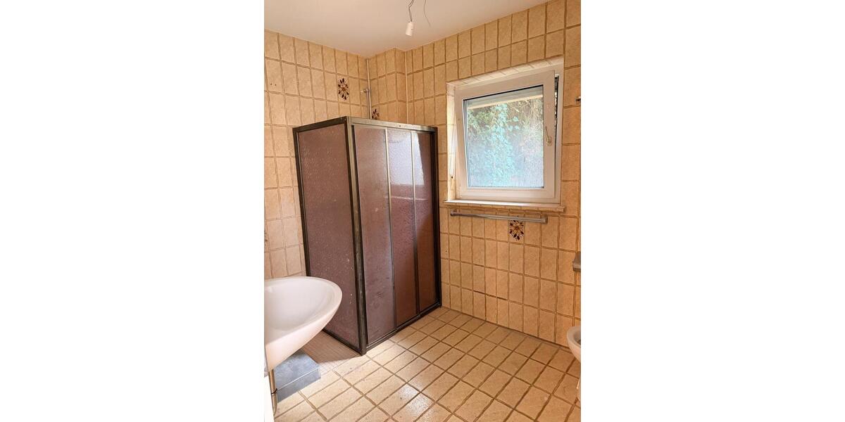 Etagenwohnung Neuwied Feldkirchen - 3 Zimmer, 70 m&sup2;, 750&euro; | Angebot:25925119