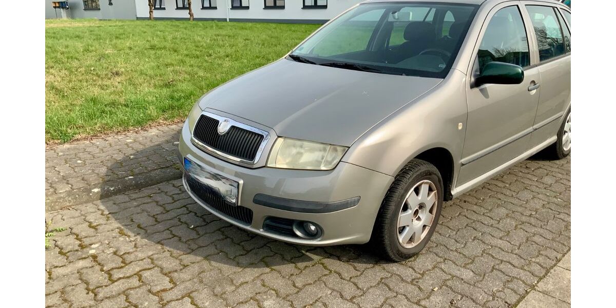 Skoda Fabia 140.089 km 1.745 &euro; Bad Bodendorf 53489