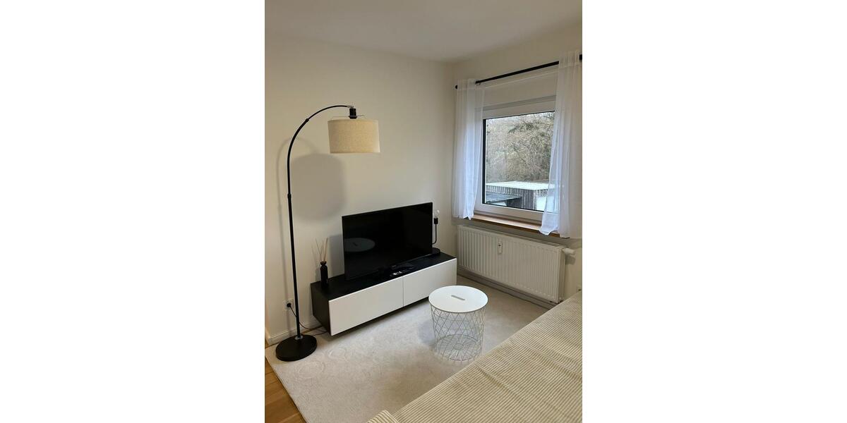 Dachgeschoßwohnung Koblenz Horchheim - 1.5 Zimmer, 35 m&sup2;, 610&euro; | Angebot:25919729