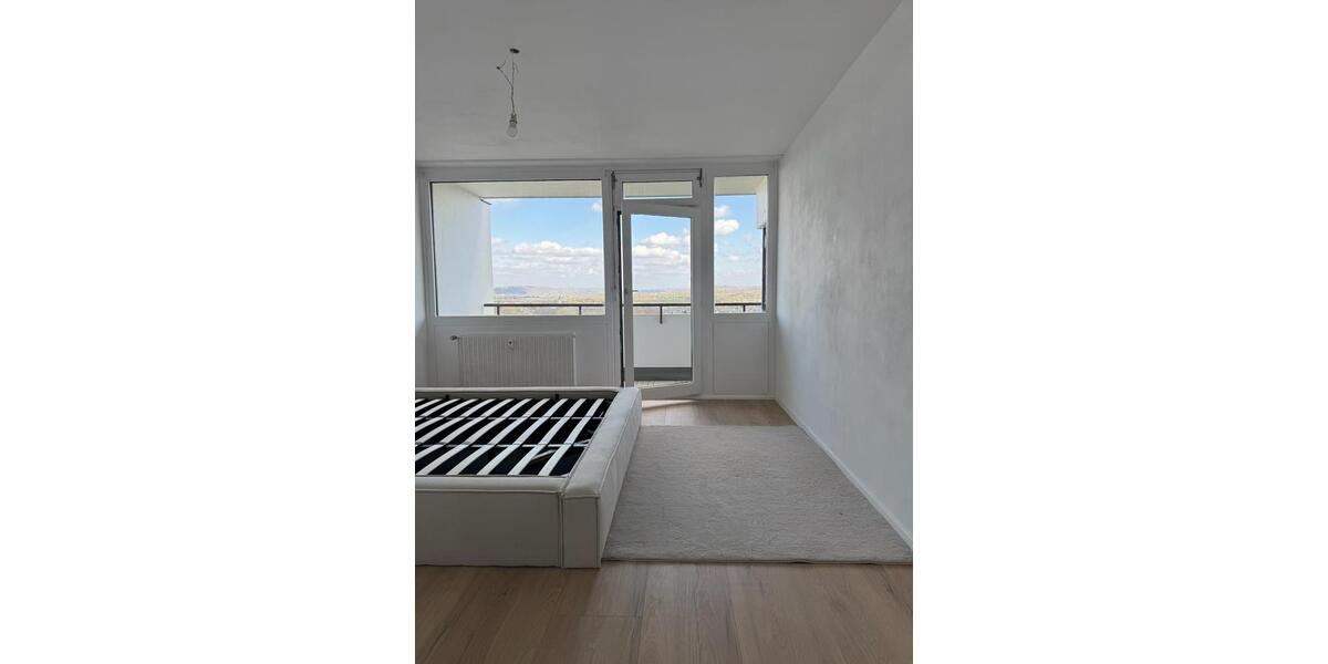 Etagenwohnung Breitscheid - 2 Zimmer, 72 m&sup2;, 1.300&euro; | Angebot:25965357