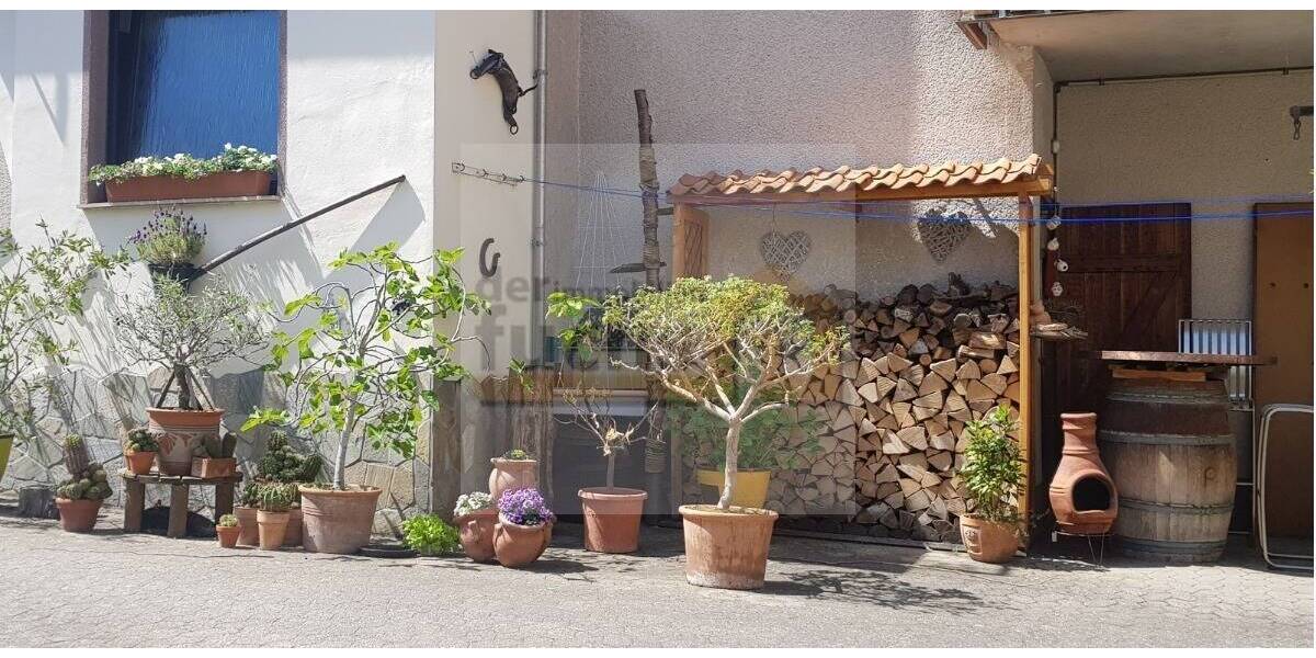 Mehrfamilienhaus, Wohnhaus Mülheim-Kärlich Mülheim - 9 Zimmer, 206 m&sup2;, 480.000&euro; | Angebot:25970578