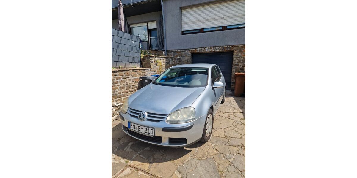 VW Golf 229.200 km 1.450 &euro; Bad Hönnigen 53557