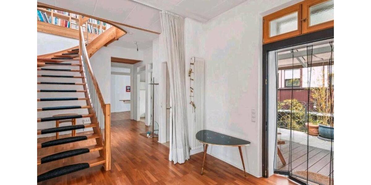 Etagenwohnung Neuwied - 4.5 Zimmer, 193 m&sup2;, 1.490&euro; | Angebot:25986630