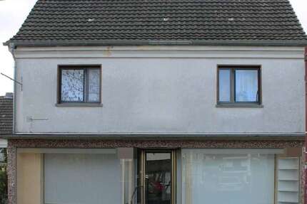 Haus Flammersfeld - 7 Zimmer, 183 m&sup2;, 195.000&euro; | Angebot:23401487