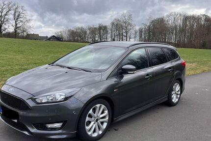 Ford Focus 178.000 km 6.199 &euro; Horhausen 56593