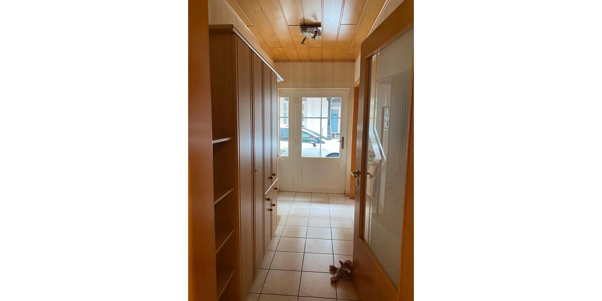 Einfamilienhaus Winningen - 5 Zimmer, 160 m&sup2;, 1.700&euro; | Angebot:26563087
