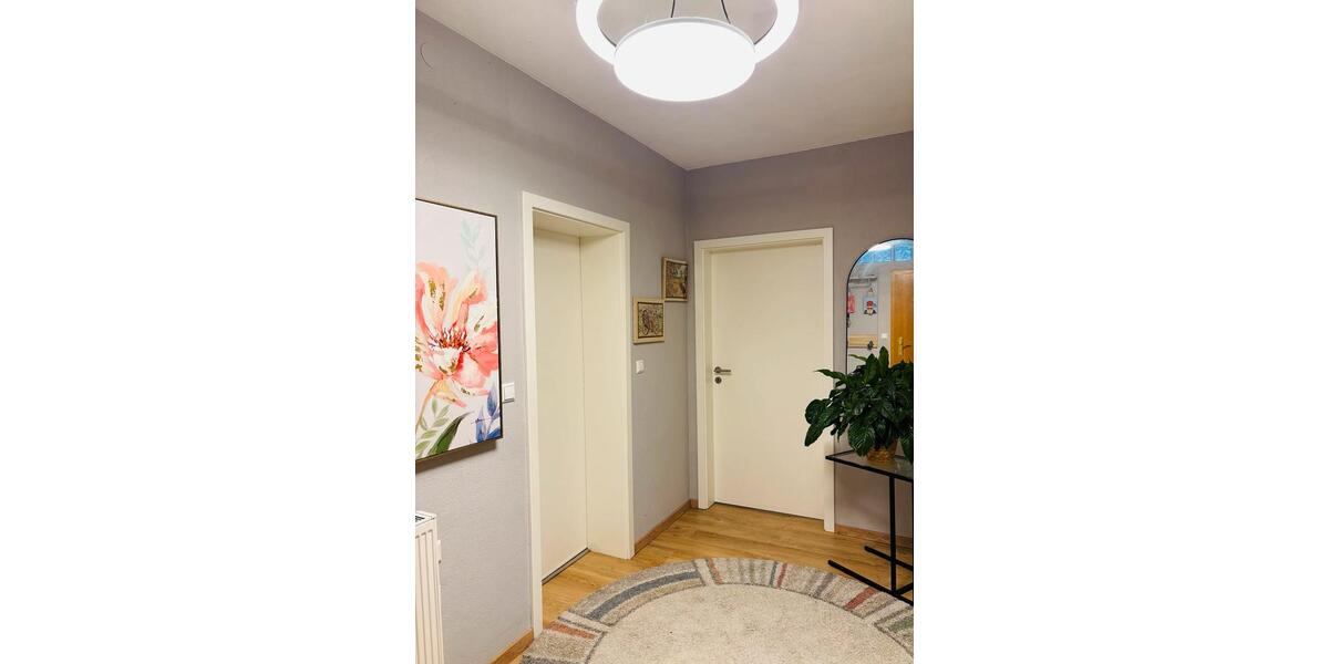 Dachgeschoßwohnung Bad Neuenahr-Ahrweiler Ahrweiler - 4 Zimmer, 152 m&sup2;, 1.050&euro; | Angebot:24730267