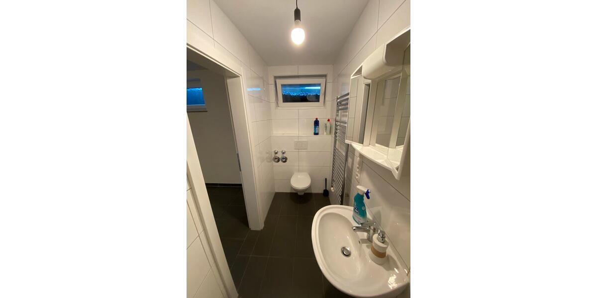 Etagenwohnung Sinzig - 1.5 Zimmer, 25 m&sup2;, 400&euro; | Angebot:25397533