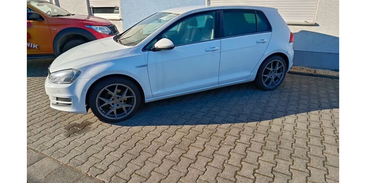 VW Golf 196.695 km 9.600 &euro; Dattenberg 53547