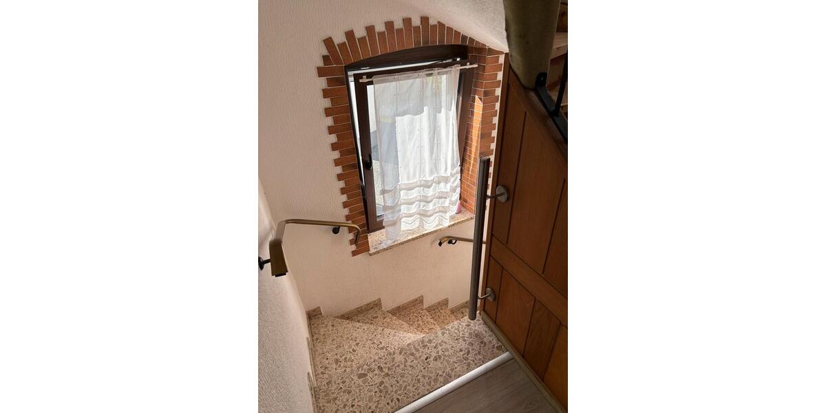 Einfamilienhaus Polch - 4 Zimmer, 190 m&sup2;, 1.400&euro; | Angebot:26032815