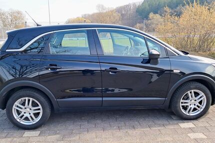 Opel Crossland (X) 61.000 km 14.900 &euro; Berzhausen 57632