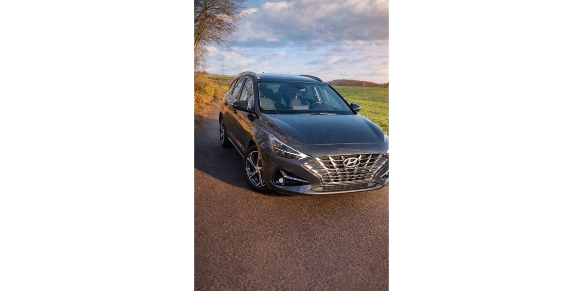 Hyundai i30 61.800 km 17.099 &euro; Ellenhausen 56242