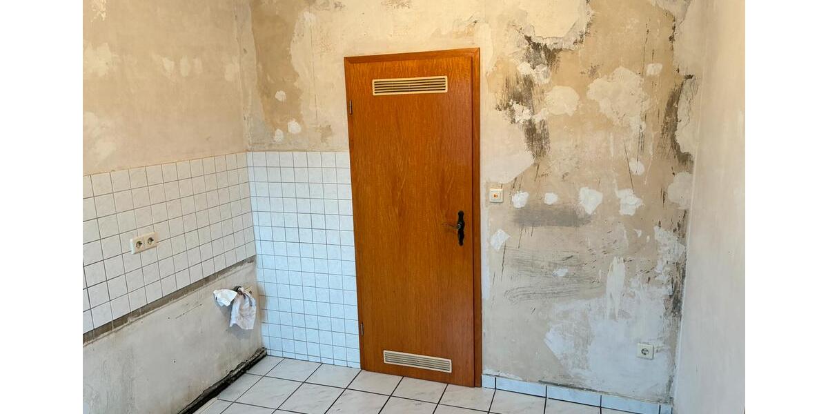 Etagenwohnung Urmitz - 2 Zimmer, 67 m&sup2;, 530&euro; | Angebot:25823379