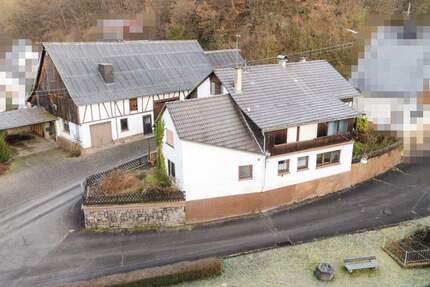 Haus Roßbach/Wied Roßbach - 5 Zimmer, 171 m&sup2;, 169.500&euro; | Angebot:25729737