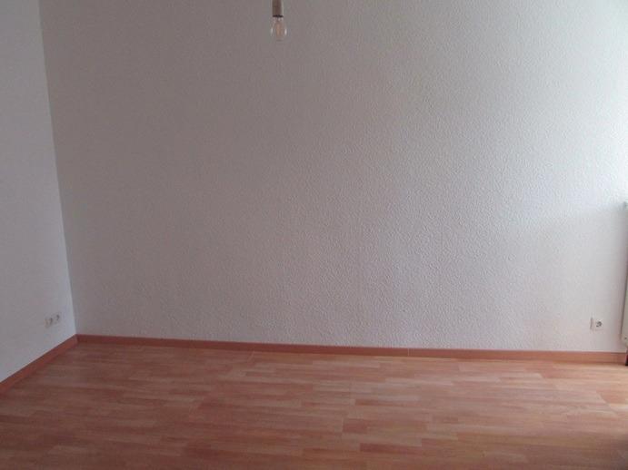 Erdgeschoßwohnung Urmitz - 3 Zimmer, 74 m&sup2;, 600&euro; | Angebot:25351389