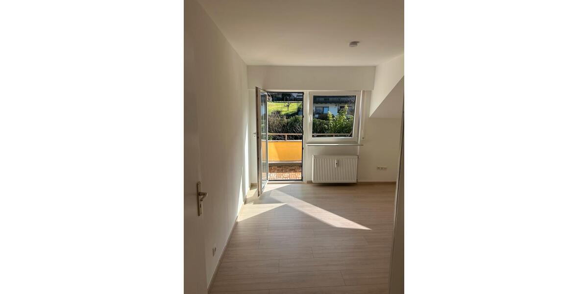 Dachgeschoßwohnung Andernach - 3 Zimmer, 72 m&sup2;, 900&euro; | Angebot:25590940