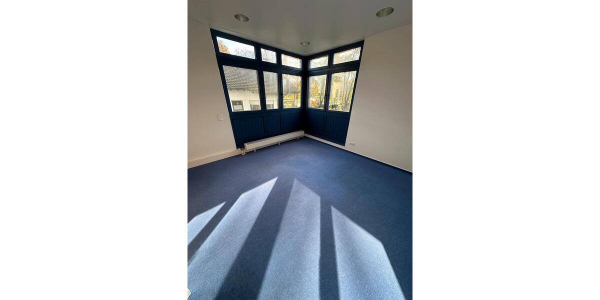 Erdgeschoßwohnung Oberlahr - 13 Zimmer, 358 m&sup2;, 195.000&euro; | Angebot:25536106