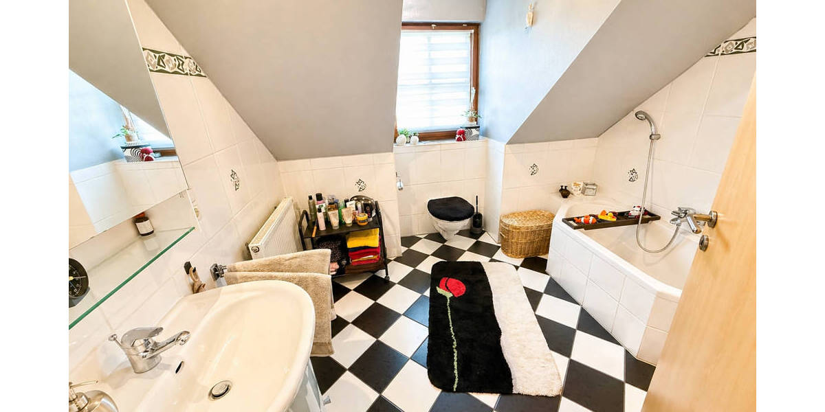 Einfamilienhaus Neuwied/Engers Engers - 7 Zimmer, 200 m&sup2;, 499.000&euro; | Angebot:26388648