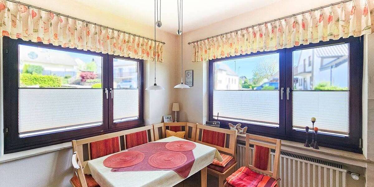 Einfamilienhaus Neustadt Rott - 6 Zimmer, 160 m&sup2;, 398.000&euro; | Angebot:26882227
