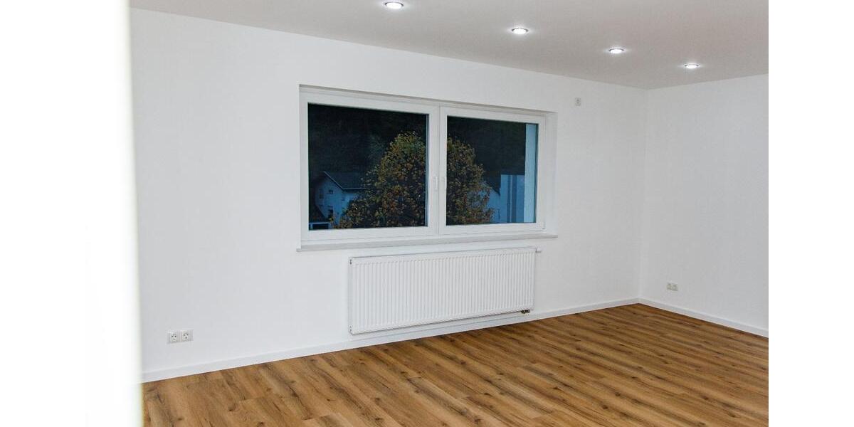 Etagenwohnung Bad Ems - 3 Zimmer, 88 m&sup2;, 880&euro; | Angebot:25806233