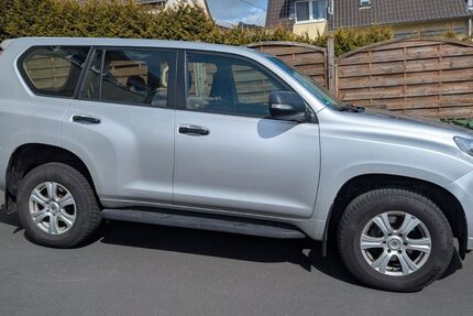 Toyota Land Cruiser 133.358 km 38.900 &euro; Vettelschoß 53560