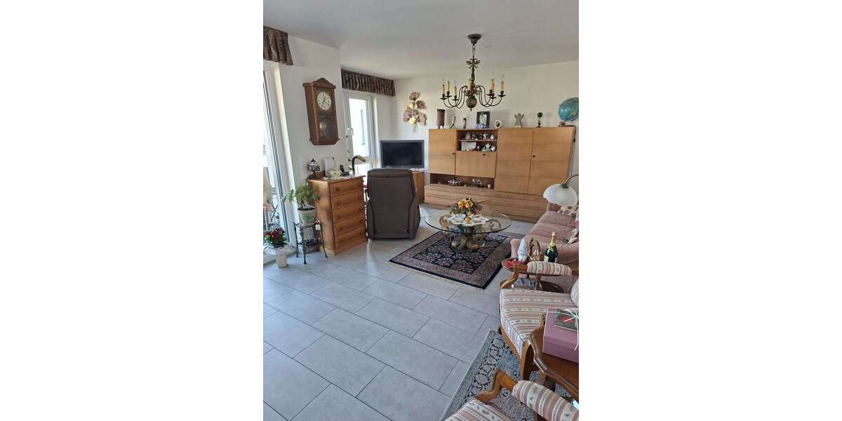 Etagenwohnung Bad Neuenahr - 2 Zimmer, 88 m&sup2;, 379.000&euro; | Angebot:24400363