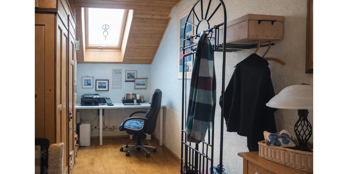 Dachgeschoßwohnung Dieblich - 4 Zimmer, 120 m&sup2;, 890&euro; | Angebot:25942877