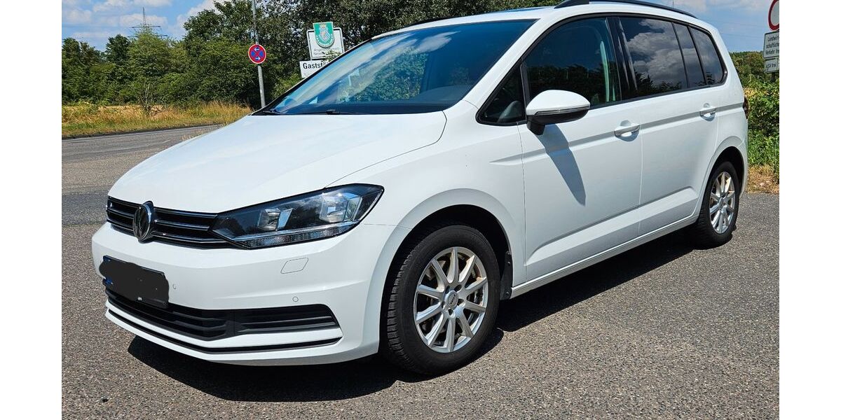 VW Touran 158.160 km 15.900 &euro; Neuwied 56564