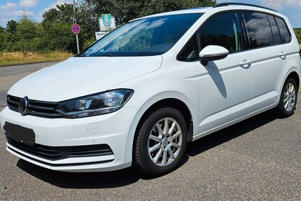 VW Touran 158.160 km 16.400 &euro; Neuwied 56564