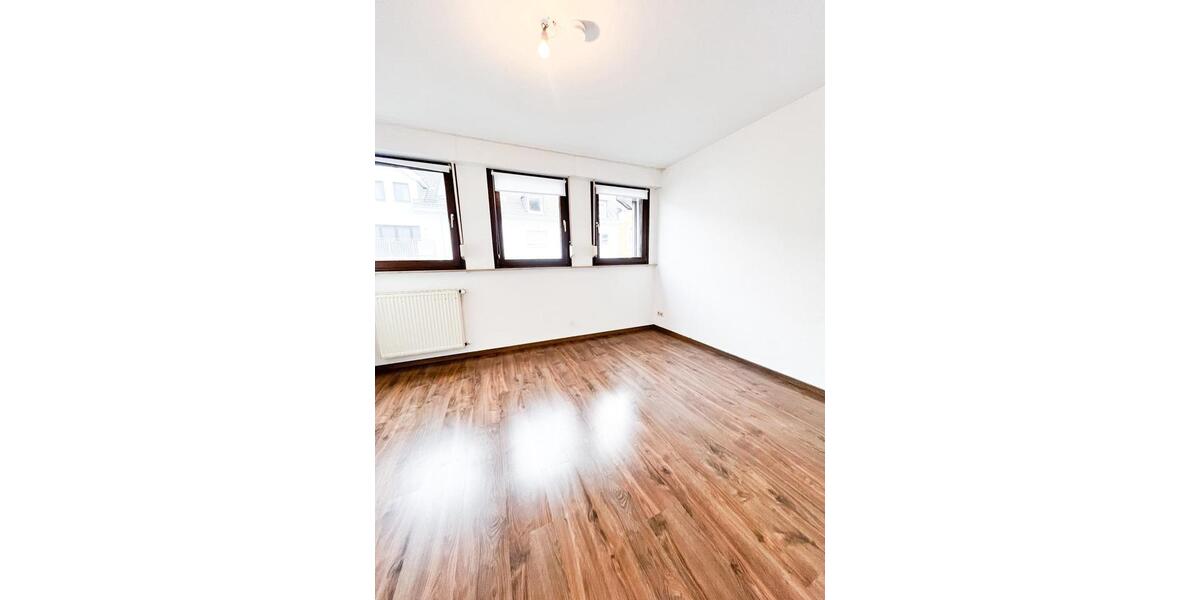 Dachgeschoßwohnung Koblenz - 2 Zimmer, 68 m&sup2;, 675&euro; | Angebot:24183095