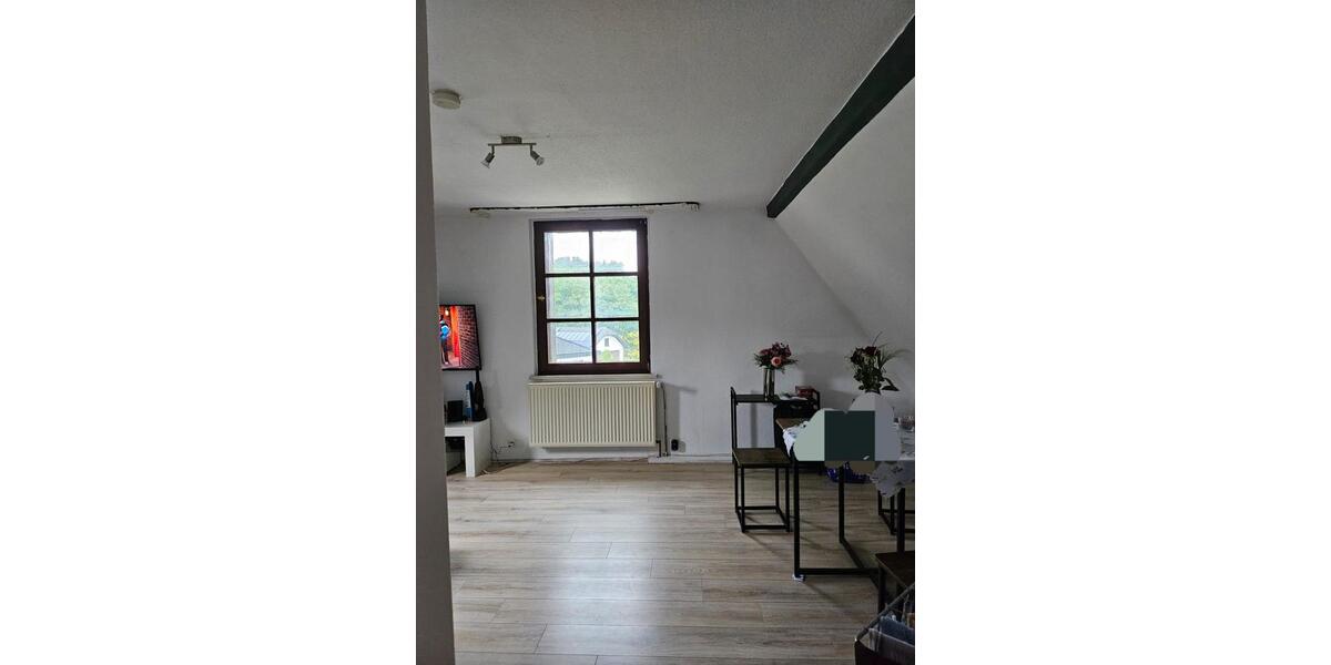 Dachgeschoßwohnung Steimel - 2.5 Zimmer, 50 m&sup2;, 390&euro; | Angebot:26021881