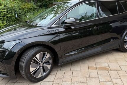 Skoda Enyaq 128.000 km 26.700 &euro; Unkel 53572