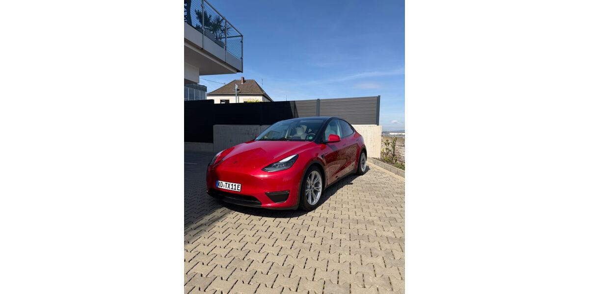 Tesla Model Y 80.000 km 32.000 &euro; Koblenz 56070