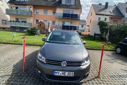 VW Touran 161.772 km 12.600 &euro; Urmitz 56220