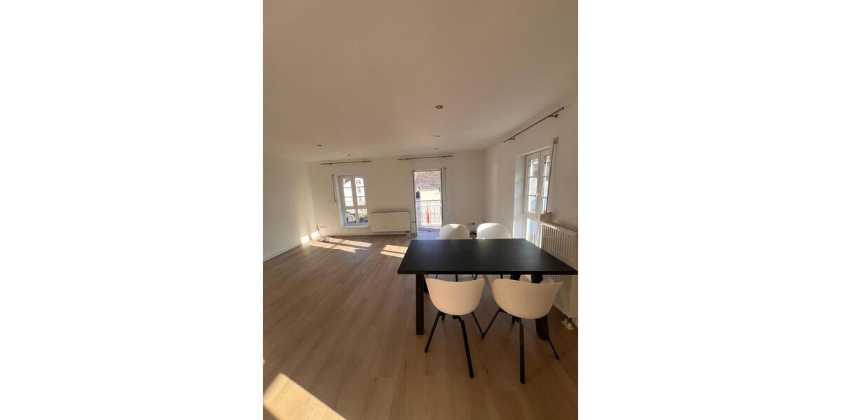 Etagenwohnung Bad Ems - 3 Zimmer, 125 m&sup2;, 1.250&euro; | Angebot:25355714