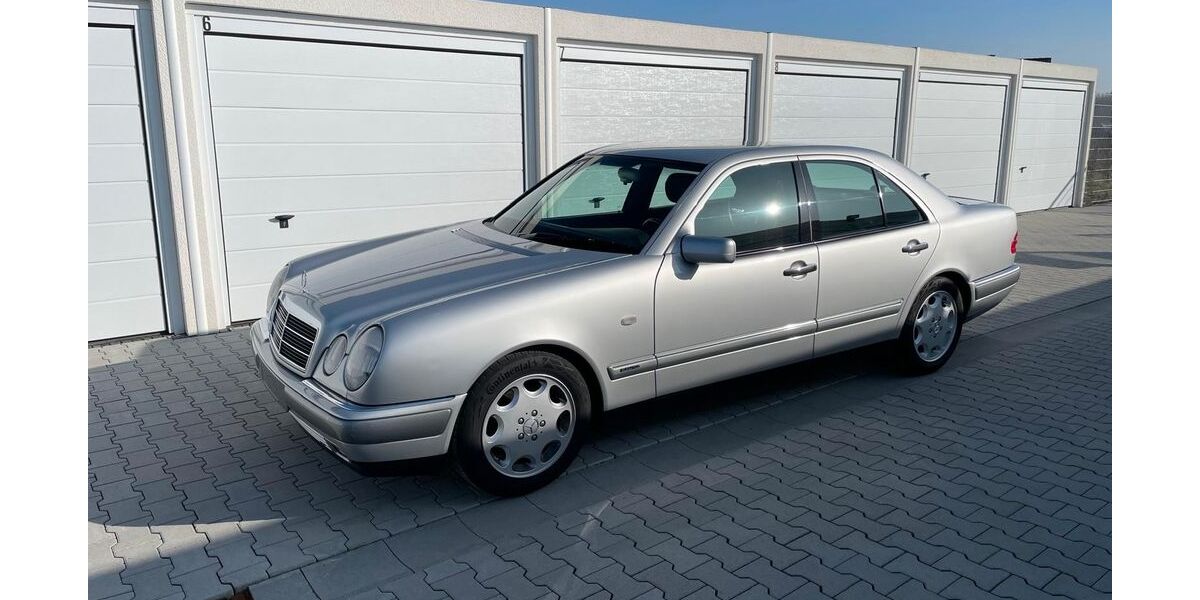 Mercedes-Benz E 200 57.085 km 8.750 &euro; Lahnstein 56112