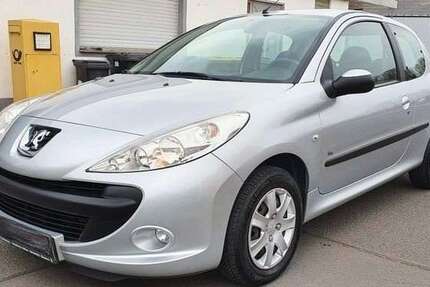 Peugeot 206 112.000 km 2.998 &euro; Bad Honnef 53604