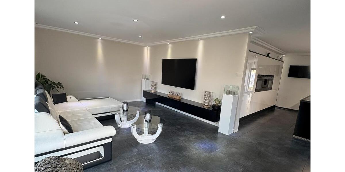 Bungalow Neustadt (Wied) Hombach - 4 Zimmer, 141 m&sup2;, 598.000&euro; | Angebot:26019870