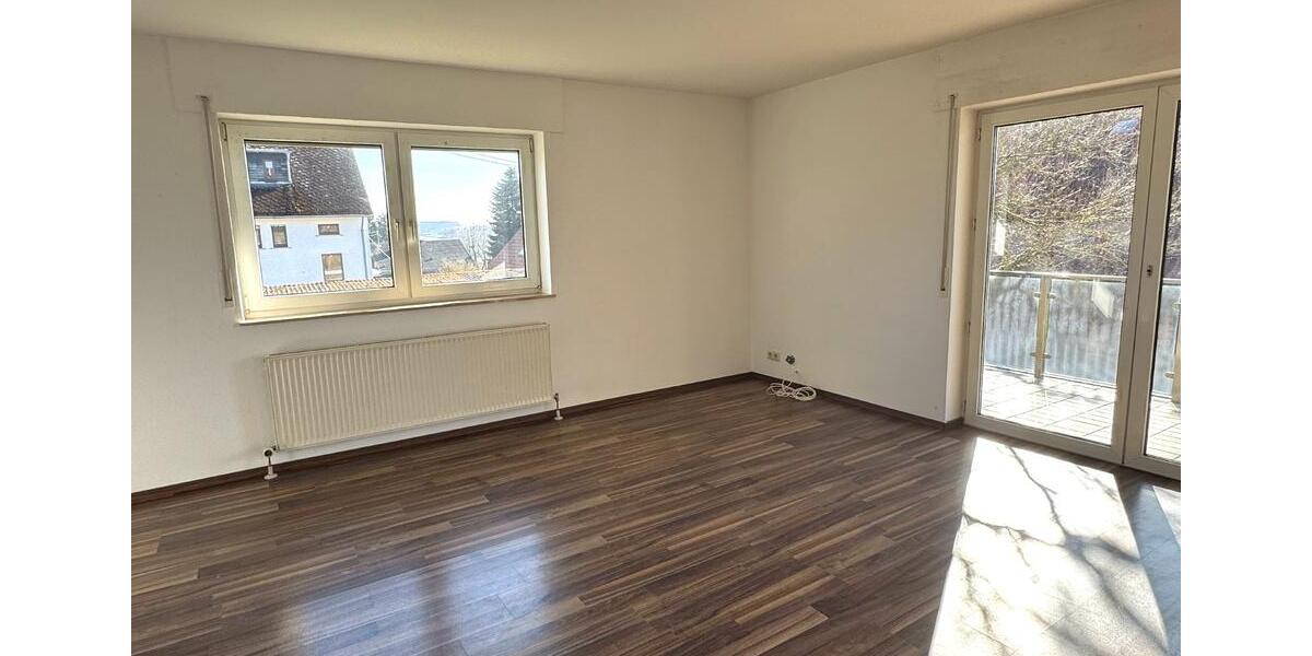 Erdgeschoßwohnung Kleinmaischeid - 3 Zimmer, 90 m&sup2;, 720&euro; | Angebot:25881802