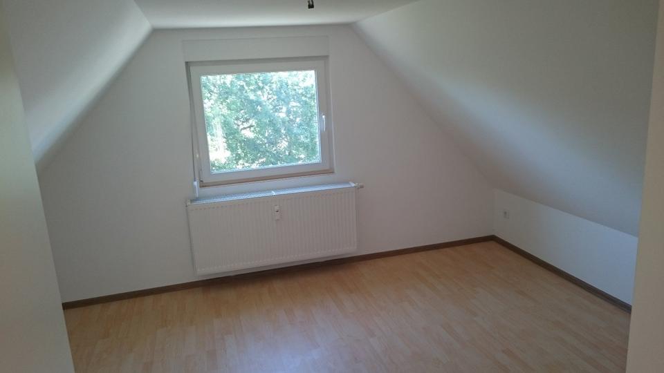 Dachgeschoßwohnung Halsenbach - 3 Zimmer, 60 m&sup2;, 550&euro; | Angebot:25419318