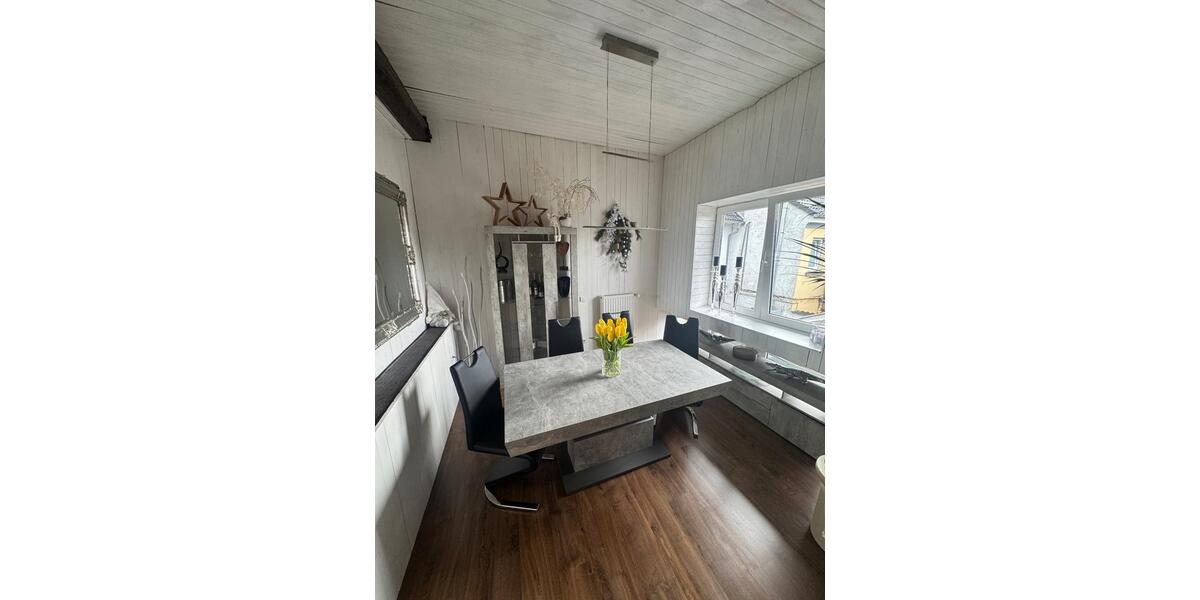 Mehrfamilienhaus, Wohnhaus Dierdorf - 16 Zimmer, 200 m&sup2;, 189.000&euro; | Angebot:24884695