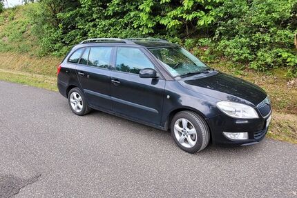 Skoda Fabia 173.000 km 2.489 &euro; Gering 56751